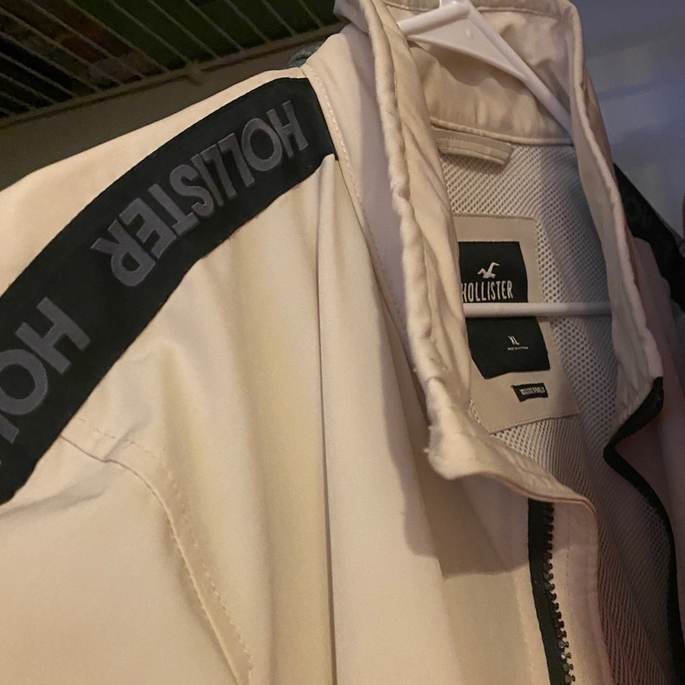 Hollister Windbreaker